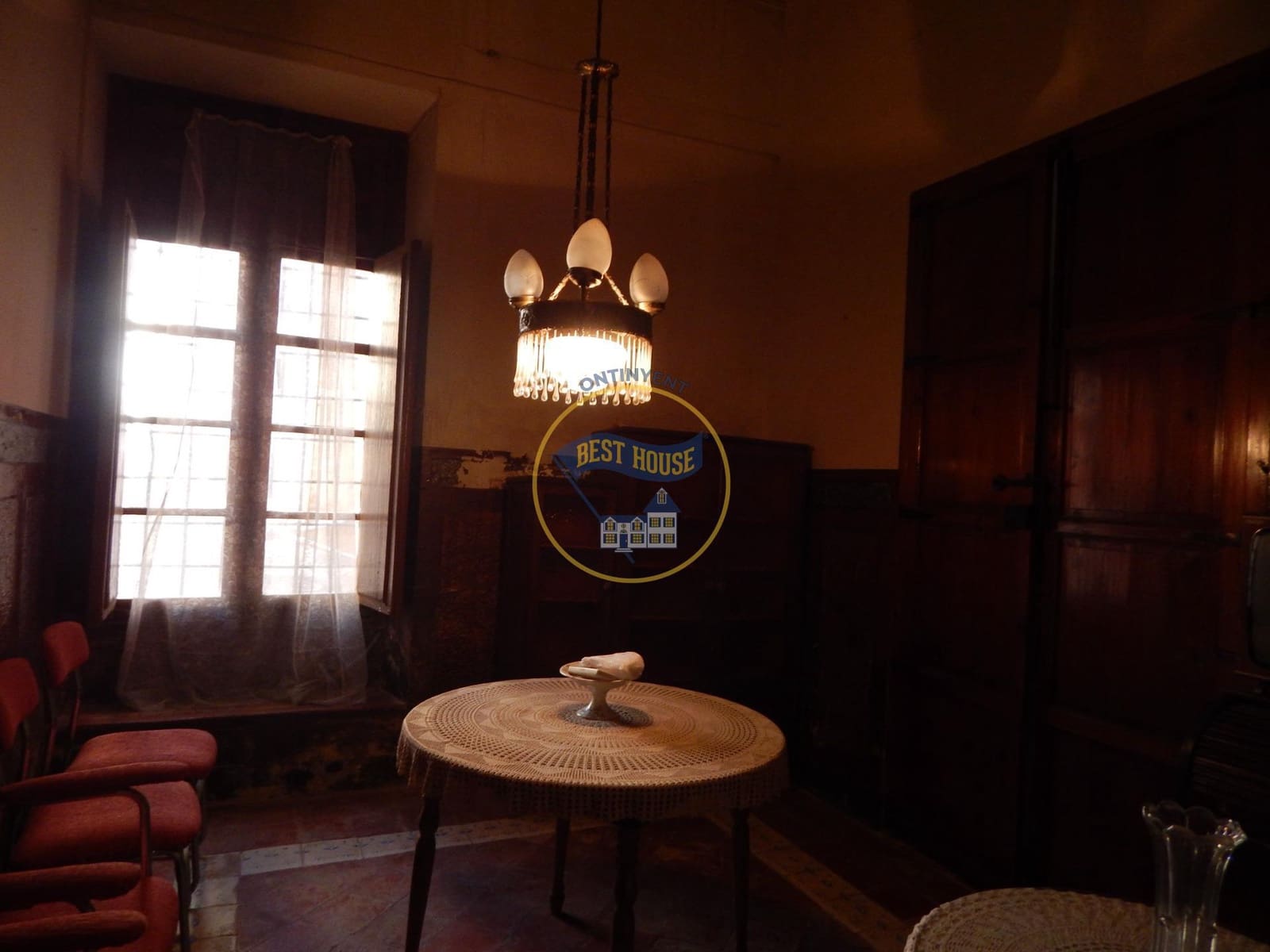 10 bedroom Townhouse for sale in Bocairent - € 210,000 (Ref: 8715541)