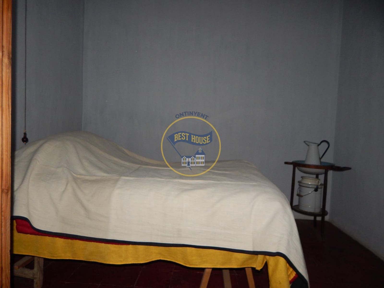 10 bedroom Townhouse for sale in Bocairent - € 210,000 (Ref: 8715541)