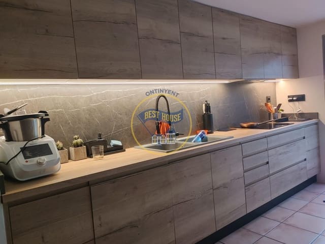 4 soveværelse Villa til salg i Muro de Alcoy med swimmingpool - € 190.000 (Ref: 8767245)