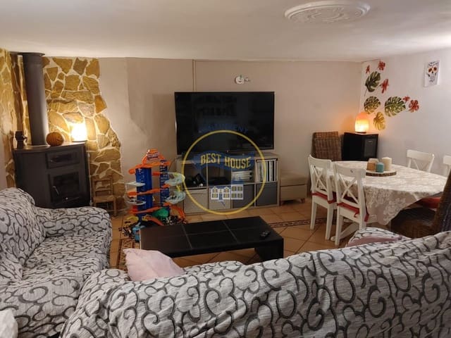 4 soveværelse Villa til salg i Muro de Alcoy med swimmingpool - € 190.000 (Ref: 8767245)