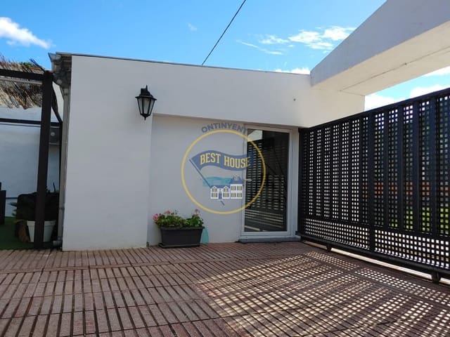 4 soveværelse Villa til salg i Muro de Alcoy med swimmingpool - € 190.000 (Ref: 8767245)