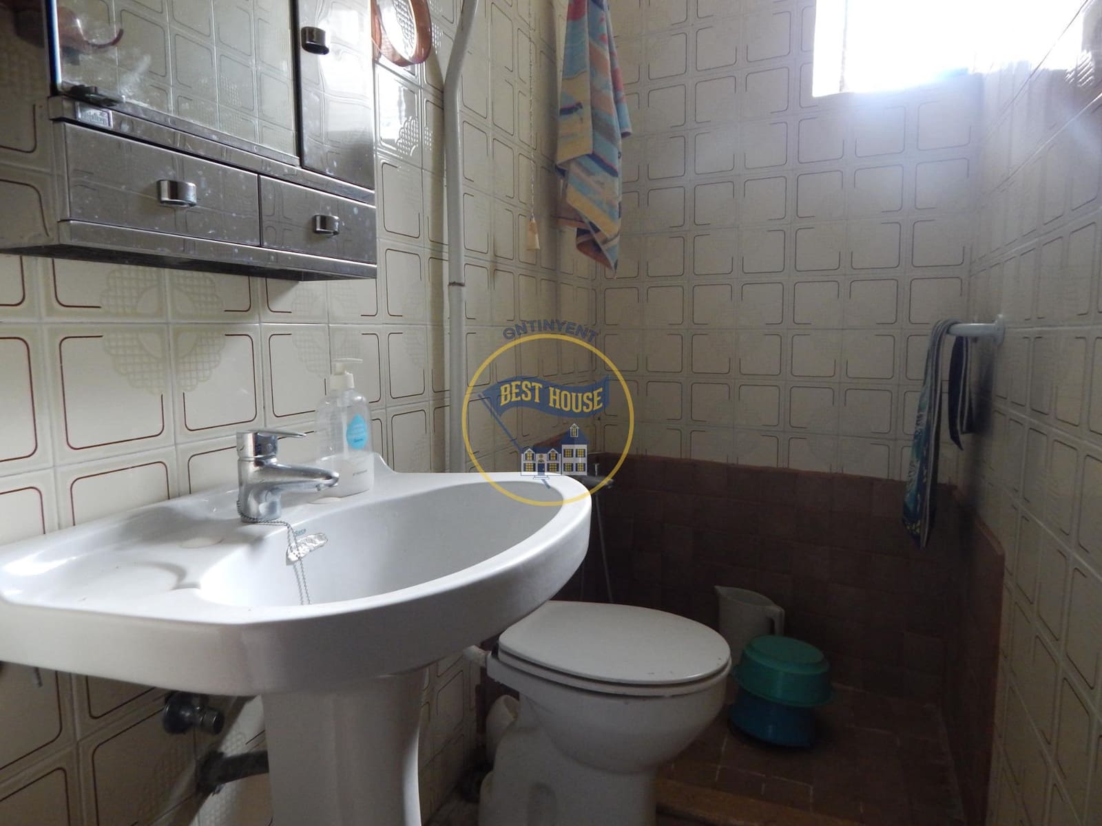 7 soveværelse Byhus til salg i Bocairent med garage - € 90.000 (Ref: 8778634)