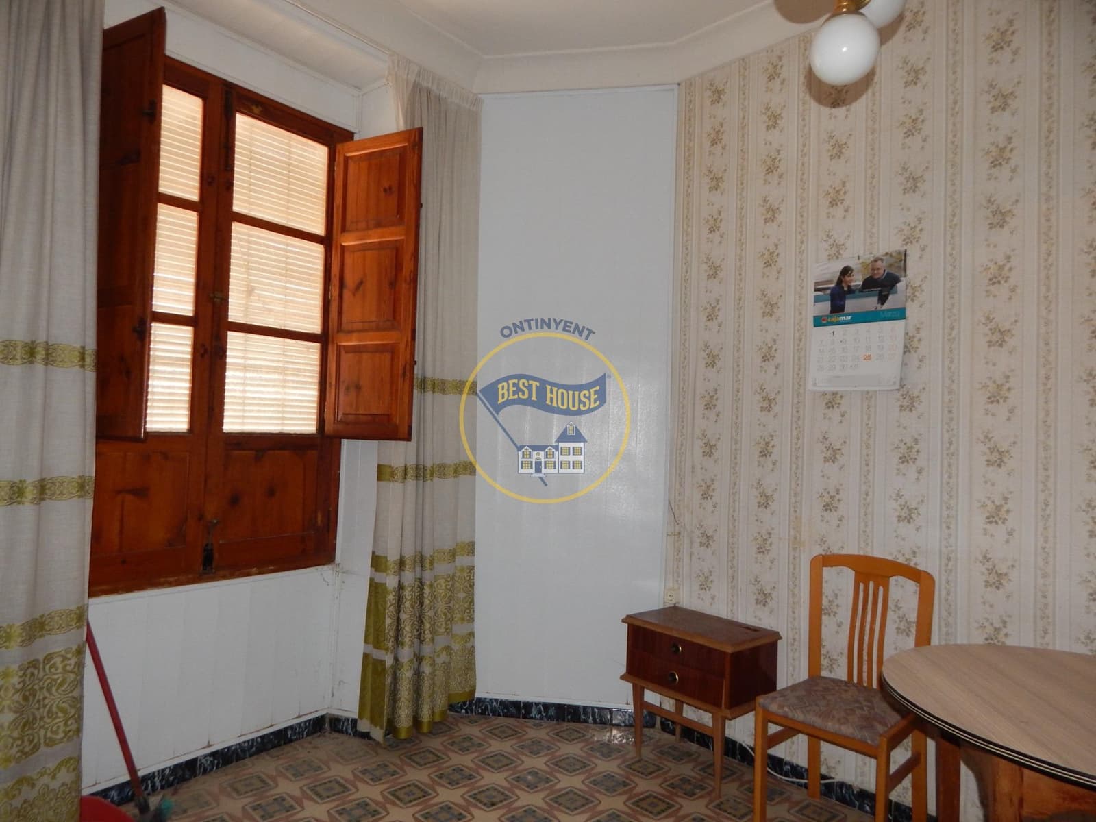 7 soveværelse Byhus til salg i Bocairent med garage - € 90.000 (Ref: 8778634)