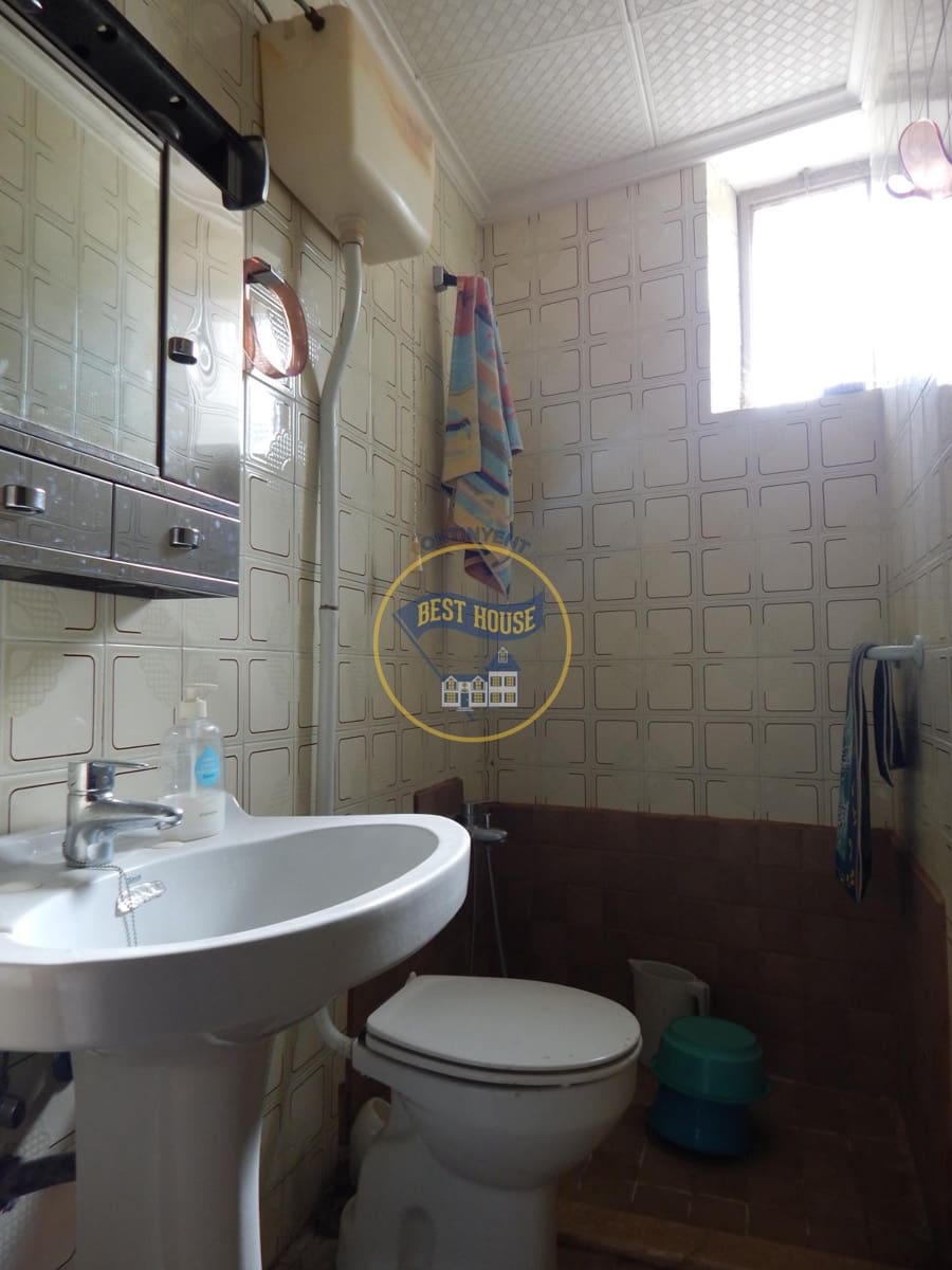 7 soveværelse Byhus til salg i Bocairent med garage - € 90.000 (Ref: 8778634)