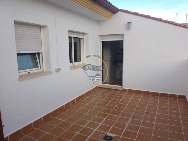 3 soverom Penthouse til salgs i Cocentaina med garasje - € 159 000 (Ref: 8786640)