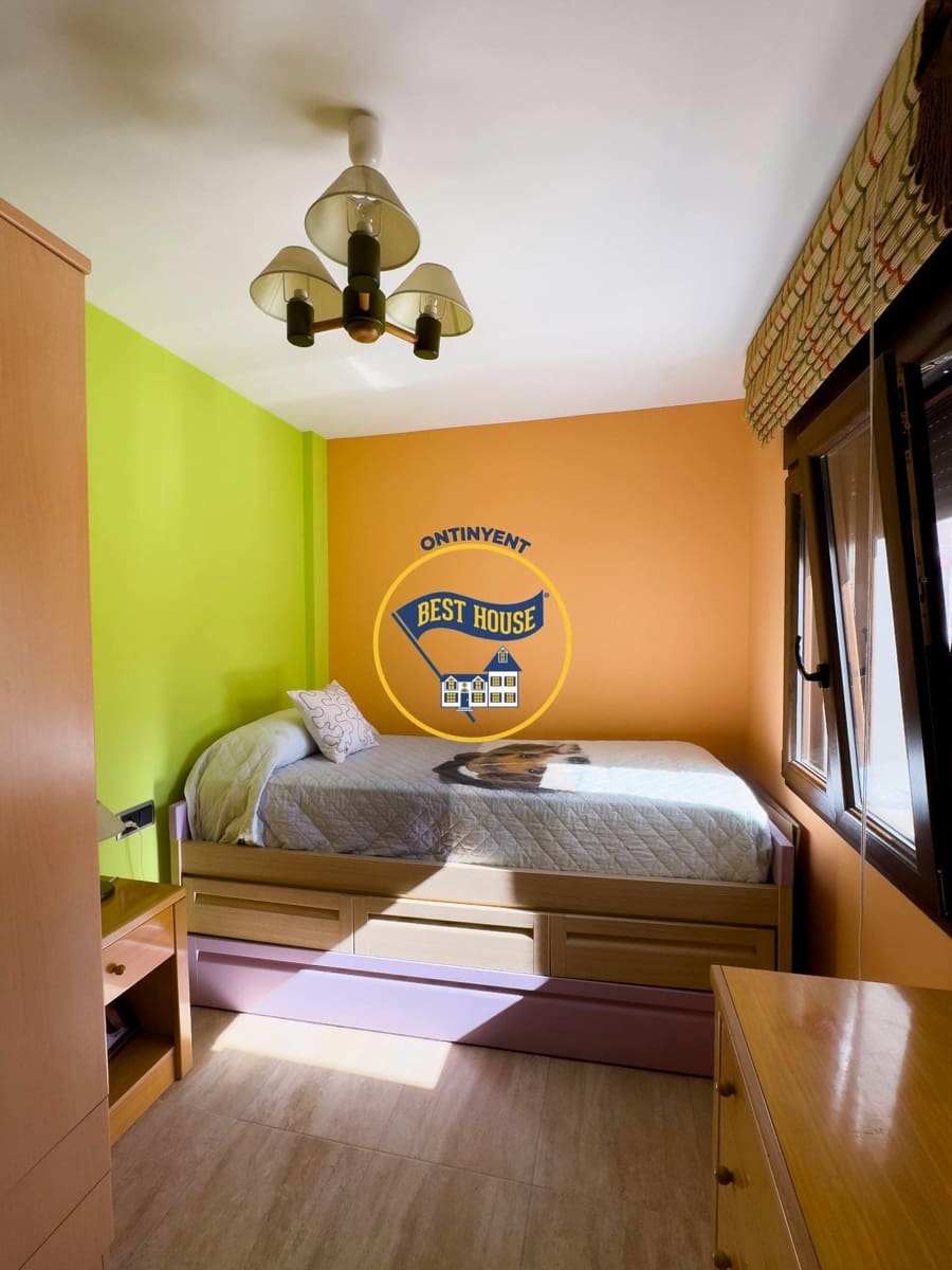 4 soveværelse Byhus til salg i Bocairent - € 199.000 (Ref: 8789566)