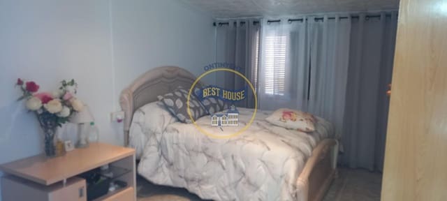 4 quarto Casa em Banda para venda em Montesa - 155 000 € (Ref: 8813051)