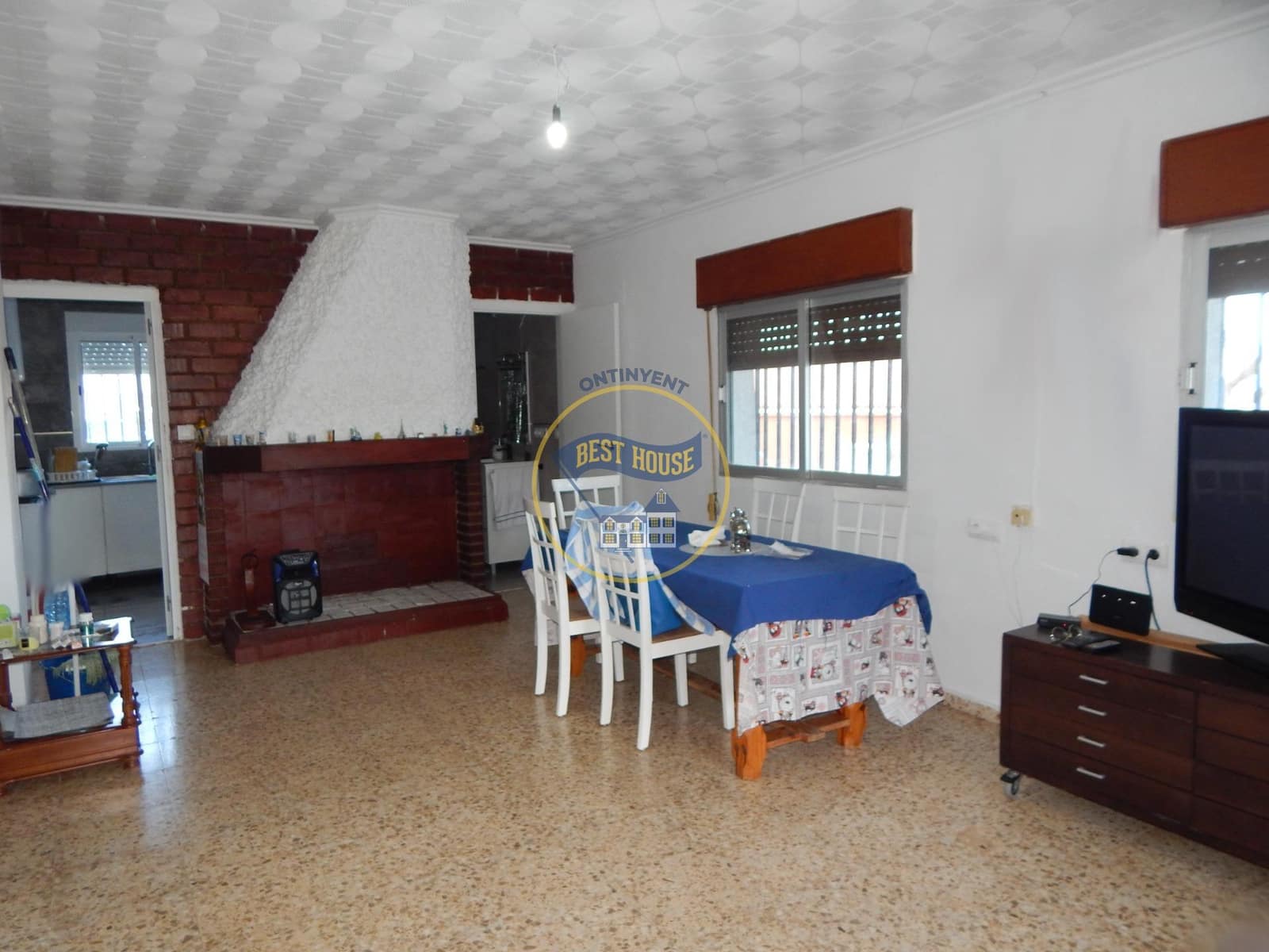 5 soveværelse Villa til salg i Ontinyent - € 150.000 (Ref: 8822274)