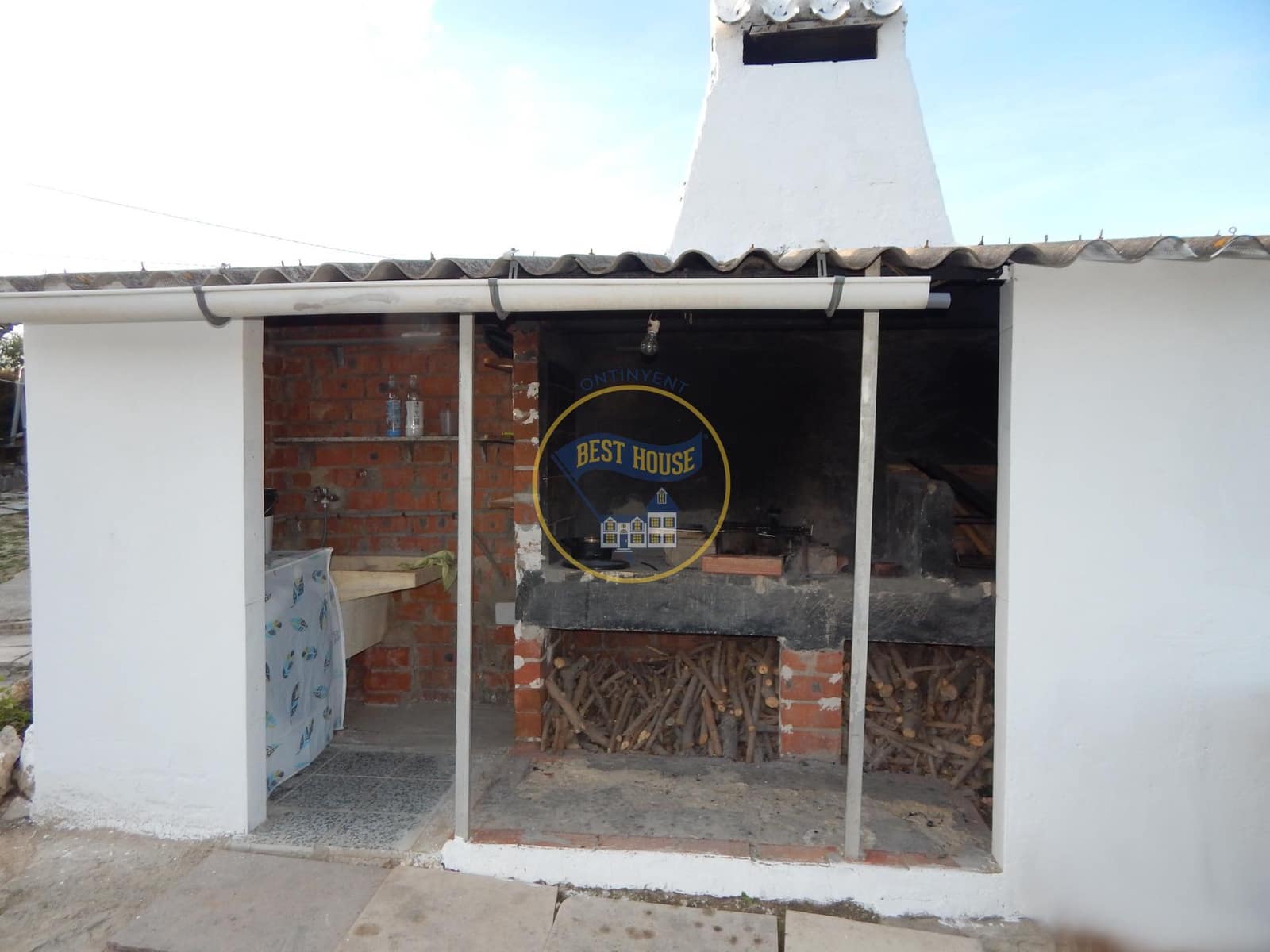 5 soveværelse Villa til salg i Ontinyent - € 150.000 (Ref: 8822274)