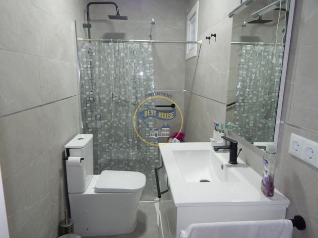 5 makuuhuone Huvila myytävänä paikassa Ontinyent - 150 000 € (Ref: 8822274)