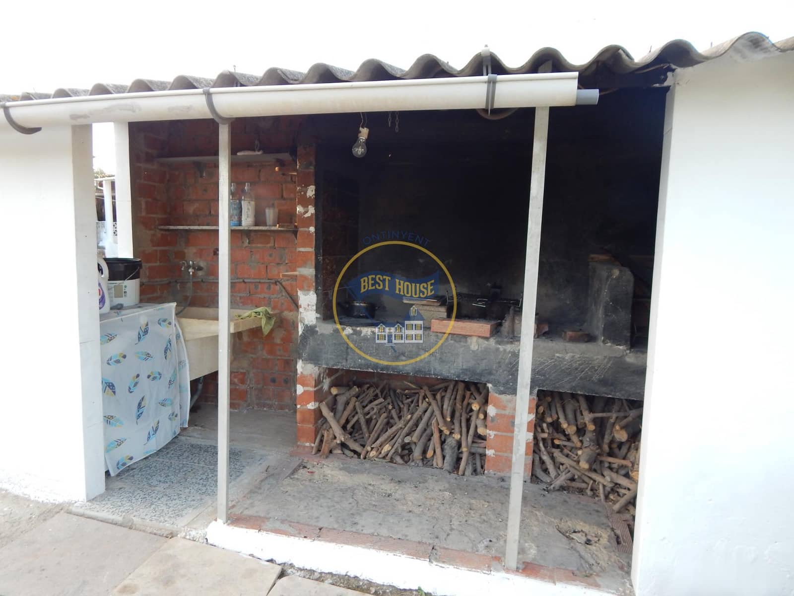 5 soveværelse Villa til salg i Ontinyent - € 150.000 (Ref: 8822274)