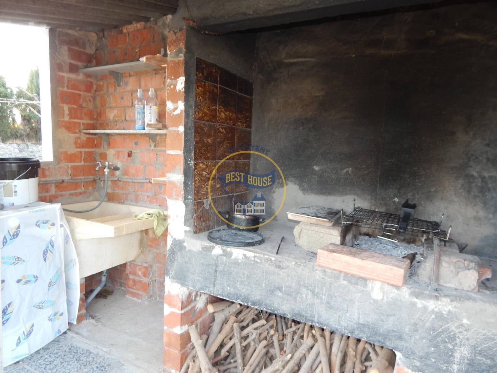 5 soveværelse Villa til salg i Ontinyent - € 150.000 (Ref: 8822274)