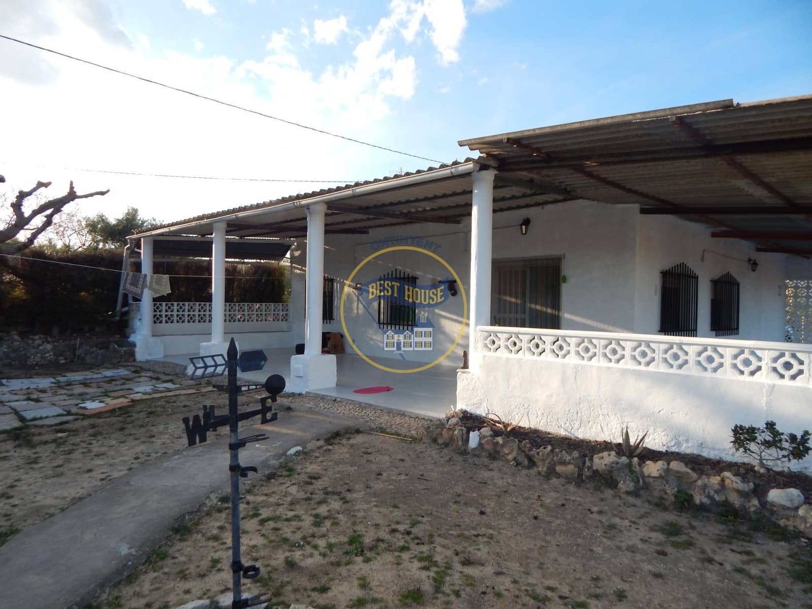5 soveværelse Villa til salg i Ontinyent - € 150.000 (Ref: 8822274)