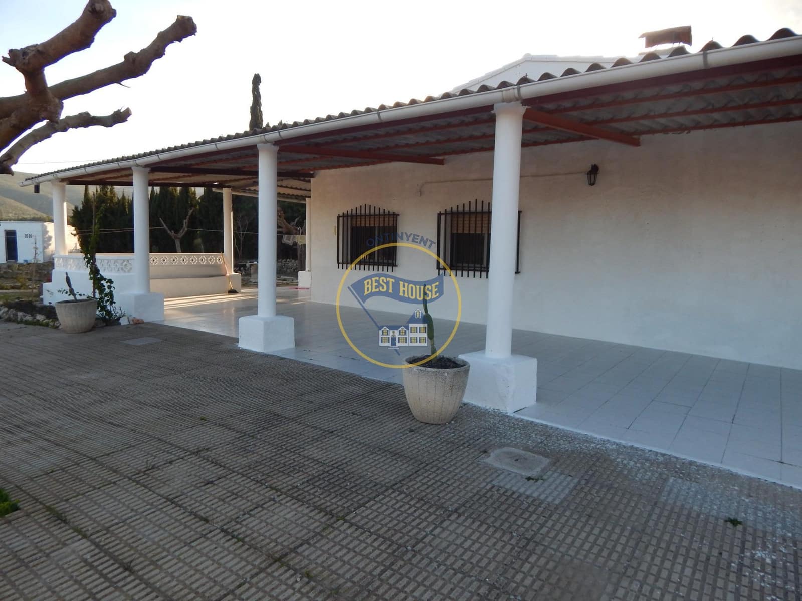 5 soveværelse Villa til salg i Ontinyent - € 150.000 (Ref: 8822274)
