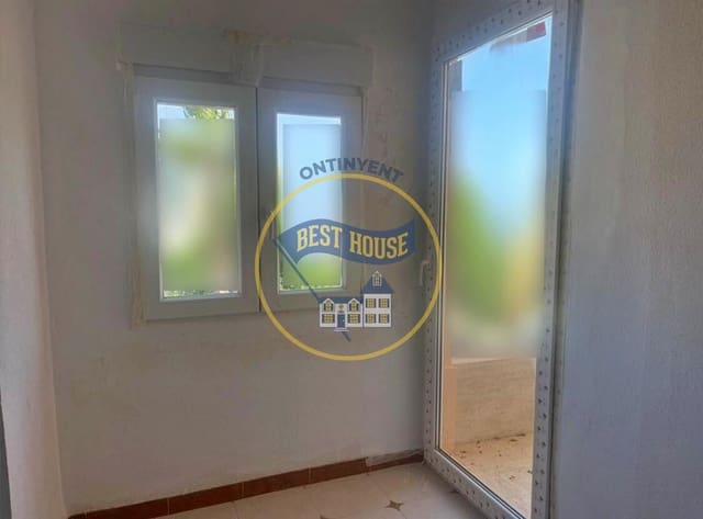 3 quarto Apartamento para venda em Ontinyent - 70 000 € (Ref: 8841270)