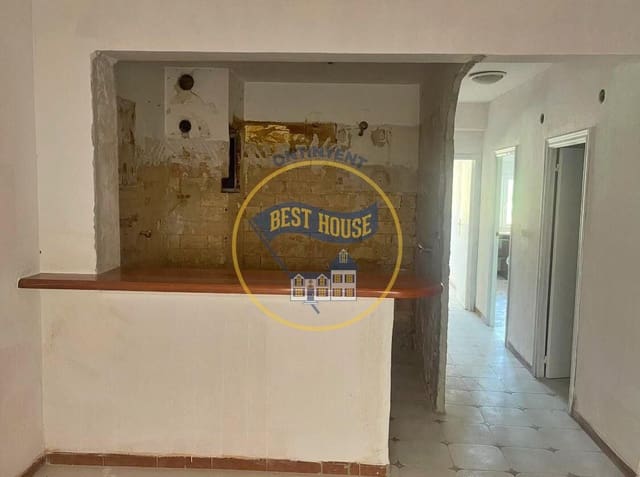 3 soveværelse Lejlighed til salg i Ontinyent - € 80.000 (Ref: 8841270)