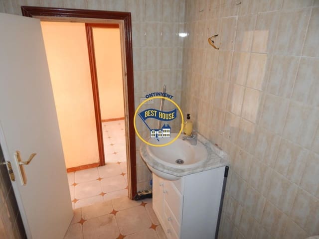 3 soveværelse Lejlighed til salg i Ontinyent - € 80.000 (Ref: 8841270)