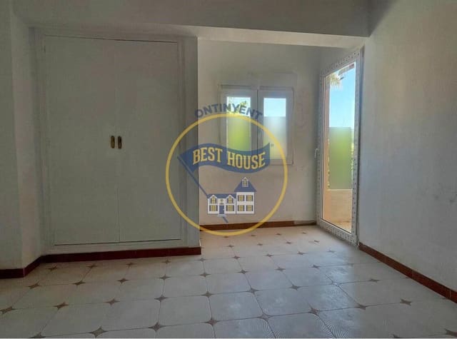 3 quarto Apartamento para venda em Ontinyent - 70 000 € (Ref: 8841270)