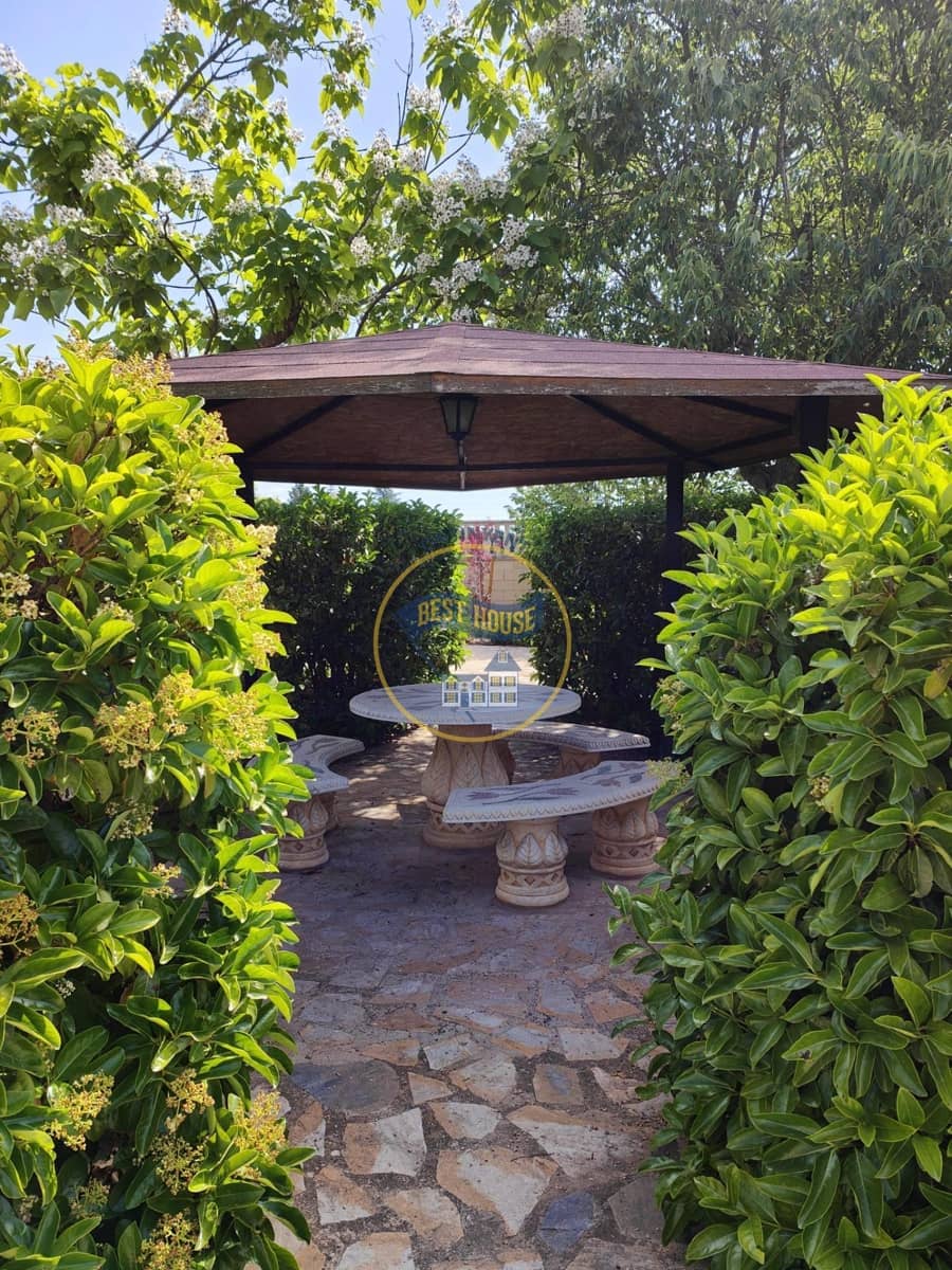 8 soveværelse Villa til salg i Banyeres de Mariola med swimmingpool - € 480.000 (Ref: 8843527)