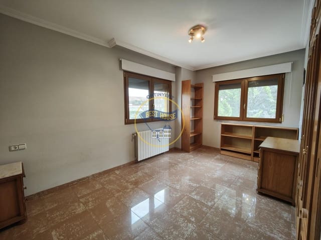 8 bedroom Villa for sale in Banyeres de Mariola with pool - € 480,000 (Ref: 8843527)