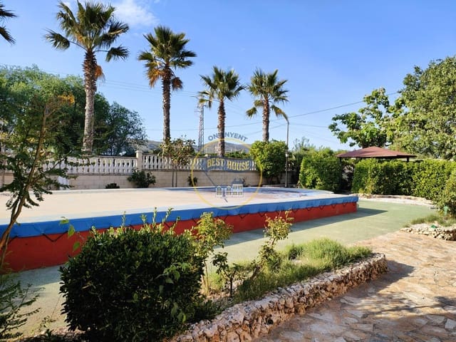 8 bedroom Villa for sale in Banyeres de Mariola with pool - € 480,000 (Ref: 8843527)