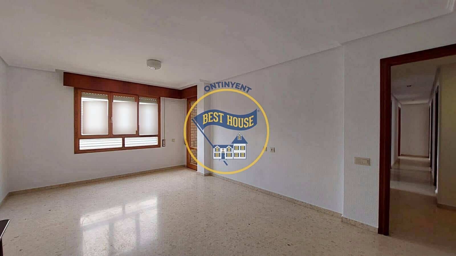 4 soveværelse Lejlighed til salg i Ontinyent - € 150.000 (Ref: 8867060)