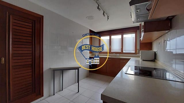 4 soveværelse Lejlighed til salg i Ontinyent - € 150.000 (Ref: 8867060)