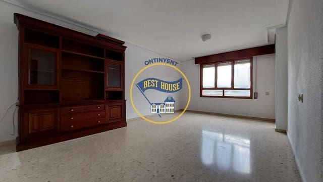 4 soveværelse Lejlighed til salg i Ontinyent - € 150.000 (Ref: 8867060)