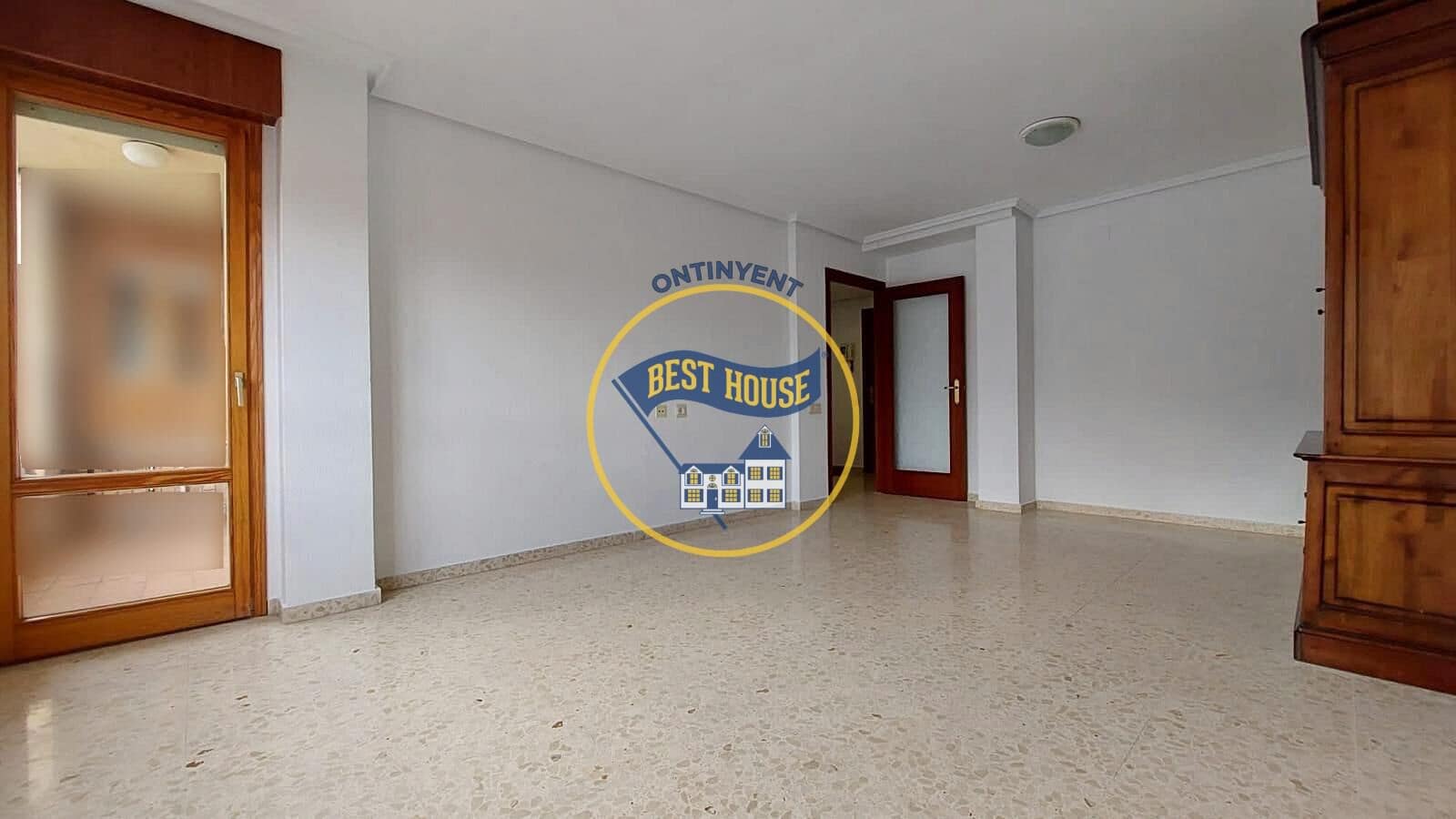 4 soveværelse Lejlighed til salg i Ontinyent - € 150.000 (Ref: 8867060)