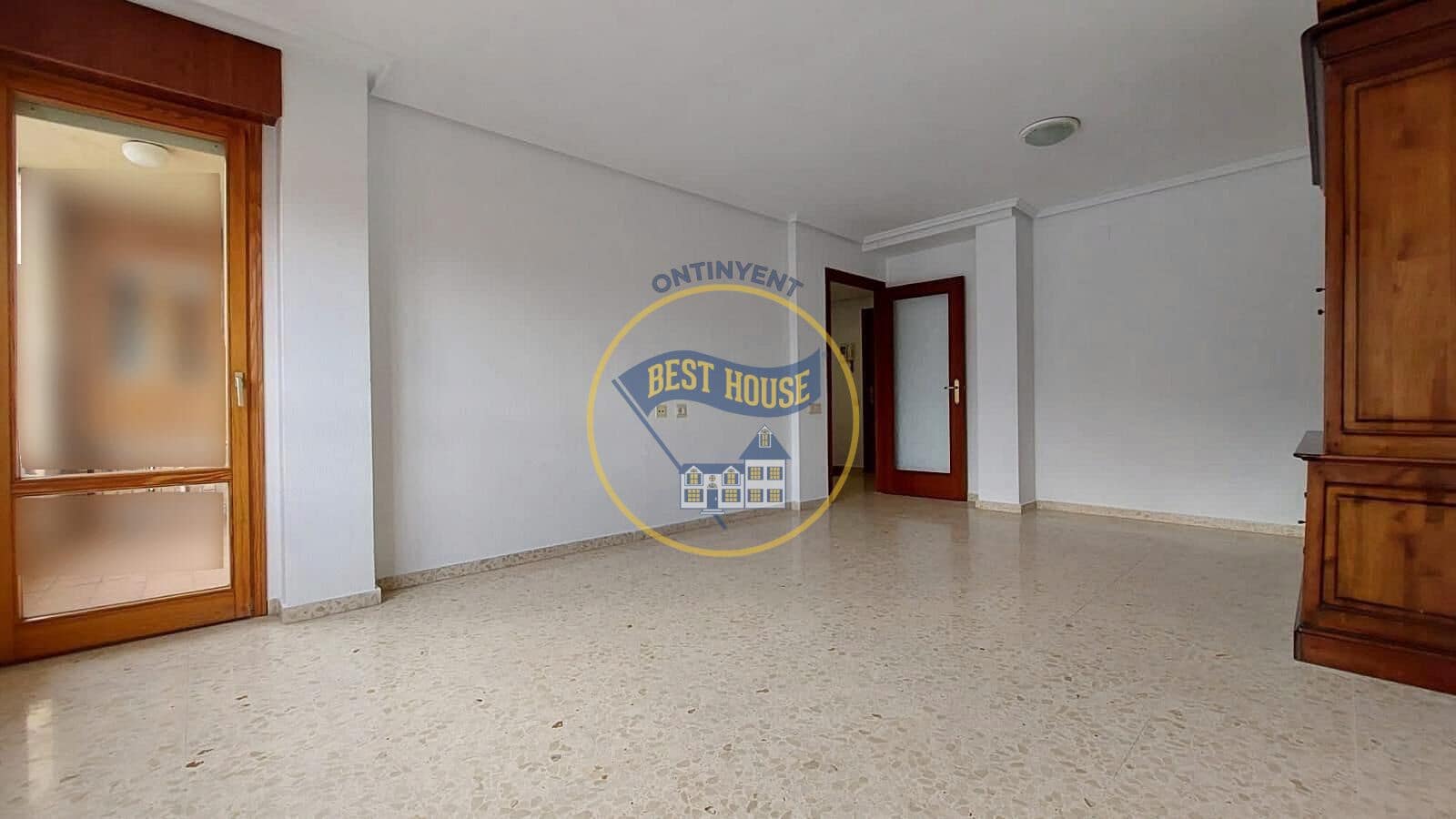 4 soveværelse Lejlighed til salg i Ontinyent - € 150.000 (Ref: 8867060)