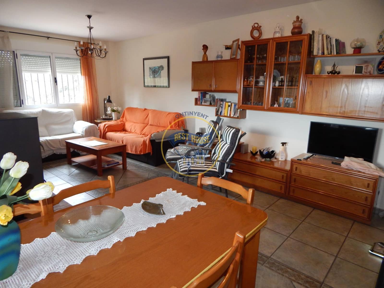 5 soveværelse Villa til salg i Bocairent med swimmingpool garage - € 376.000 (Ref: 8885996)