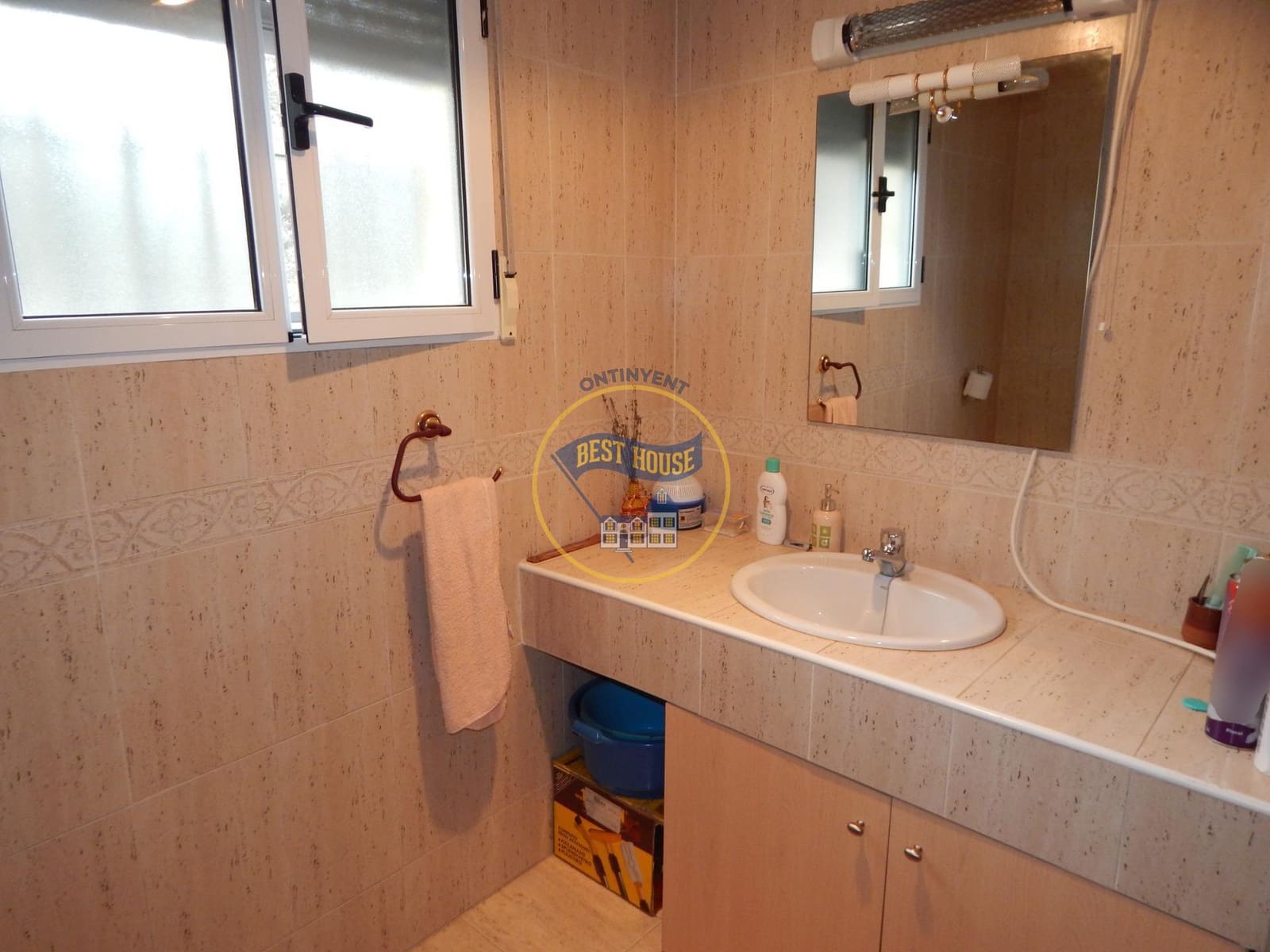 5 soveværelse Villa til salg i Bocairent med swimmingpool garage - € 376.000 (Ref: 8885996)