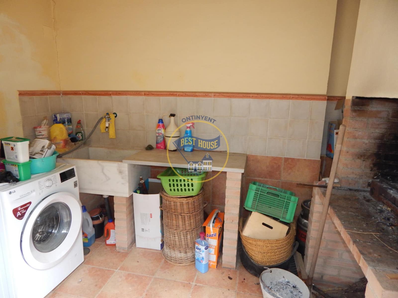 5 soveværelse Villa til salg i Bocairent med swimmingpool garage - € 376.000 (Ref: 8885996)