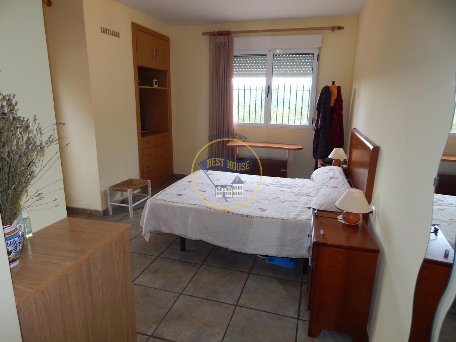 5 soveværelse Villa til salg i Bocairent med swimmingpool garage - € 376.000 (Ref: 8885996)