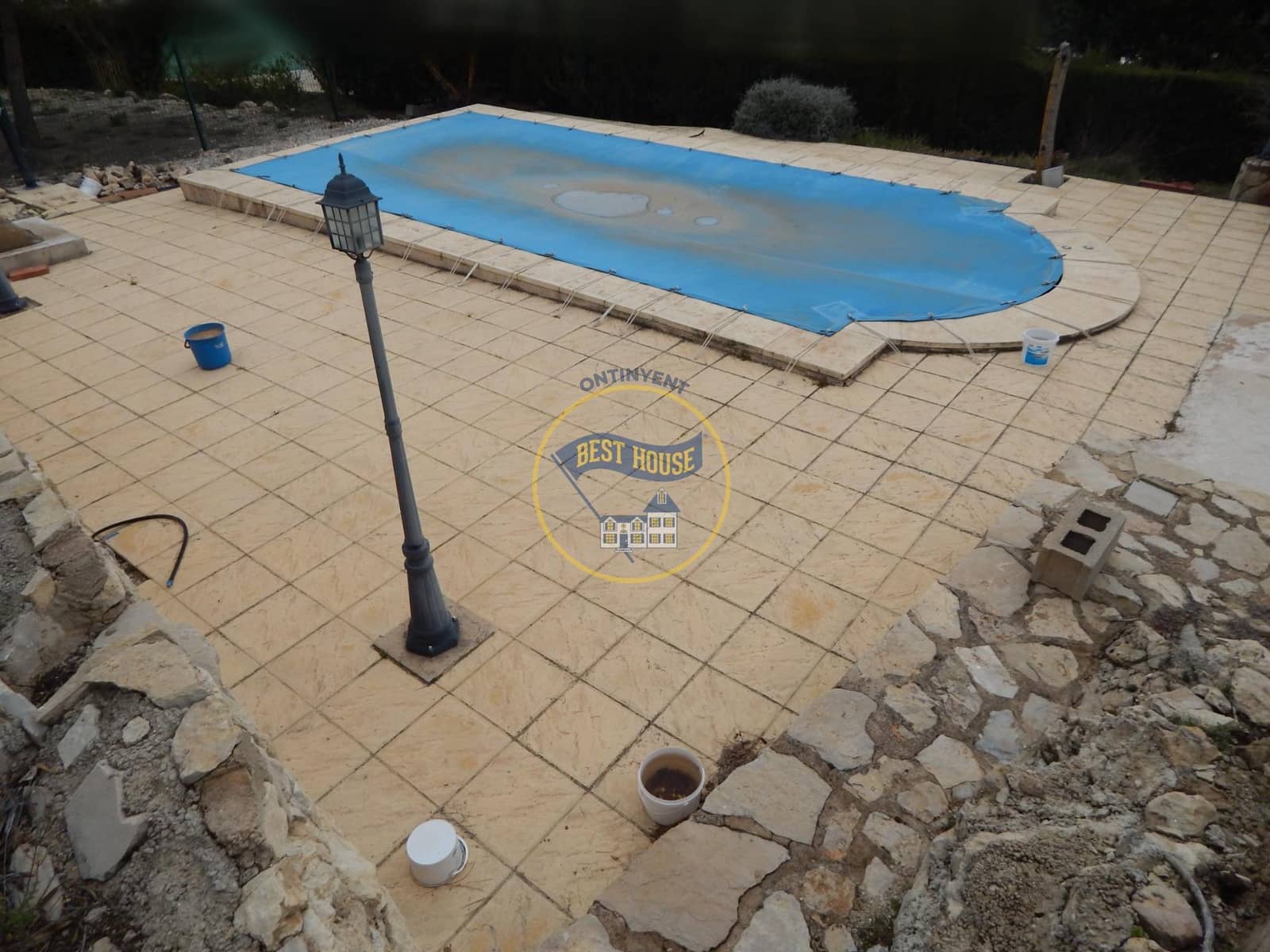 5 soveværelse Villa til salg i Bocairent med swimmingpool garage - € 376.000 (Ref: 8885996)