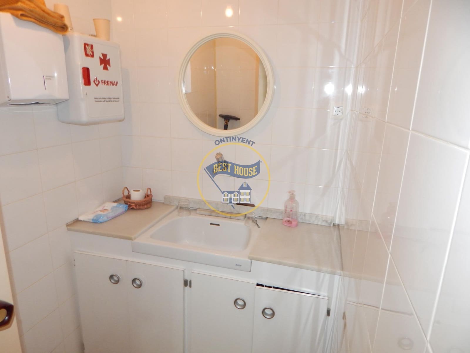 Commercieel te koop in Ontinyent - € 80.000 (Ref: 8911173)