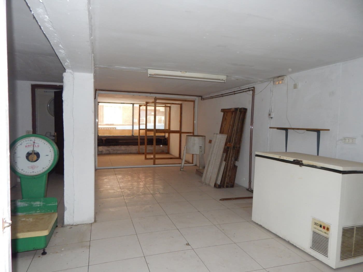 3 makuuhuone Kaupallinen vuokrattavana paikassa Ontinyent - 400 € (Ref: 8950688)