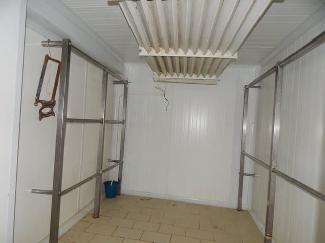 3 makuuhuone Kaupallinen vuokrattavana paikassa Ontinyent - 400 € (Ref: 8950688)