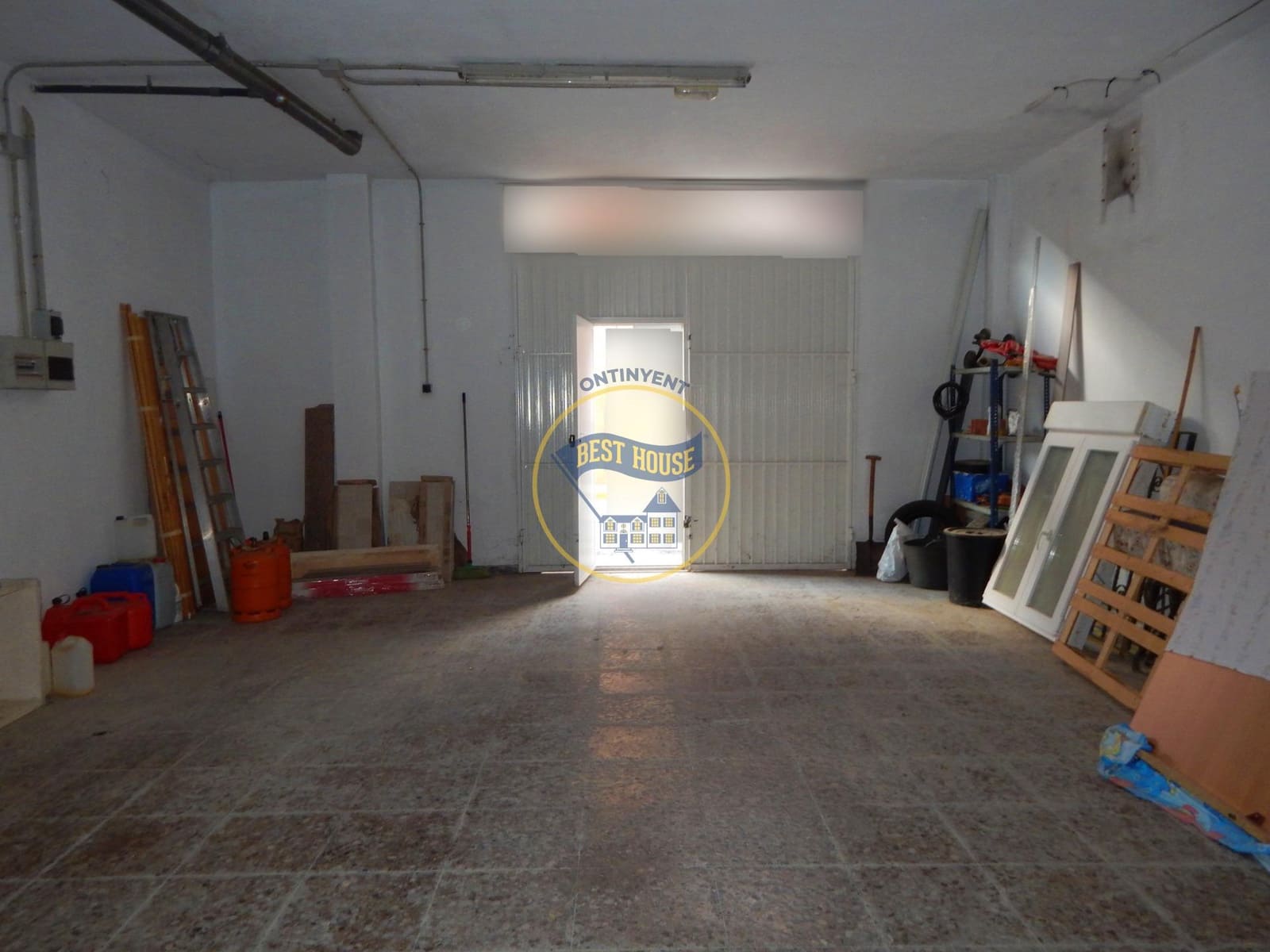 Kaupallinen myytävänä paikassa Bocairent - 60 000 € (Ref: 8982516)