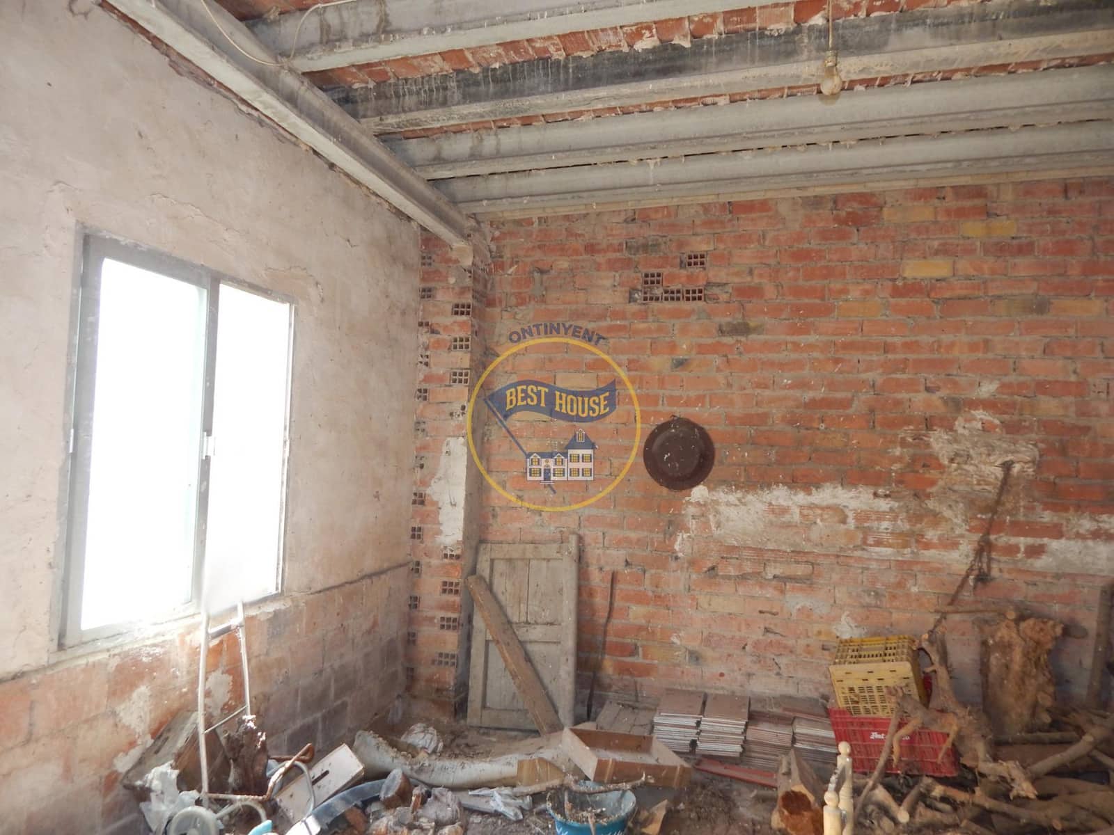 5 quarto Casa em Banda para venda em Montaverner - 100 000 € (Ref: 9005280)