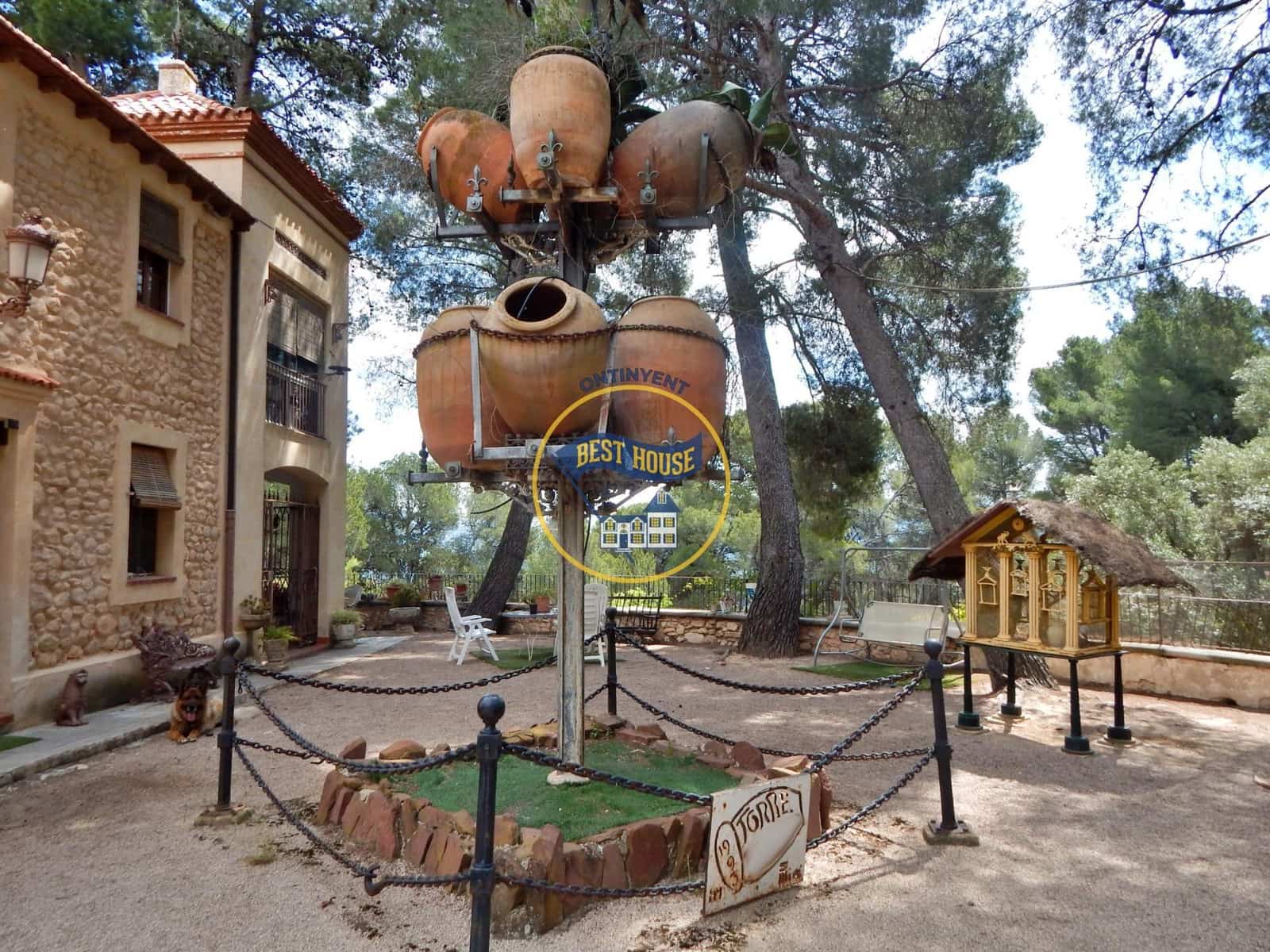 7 bedroom Villa for sale in Cocentaina with pool garage - € 950,000 (Ref: 9017321)