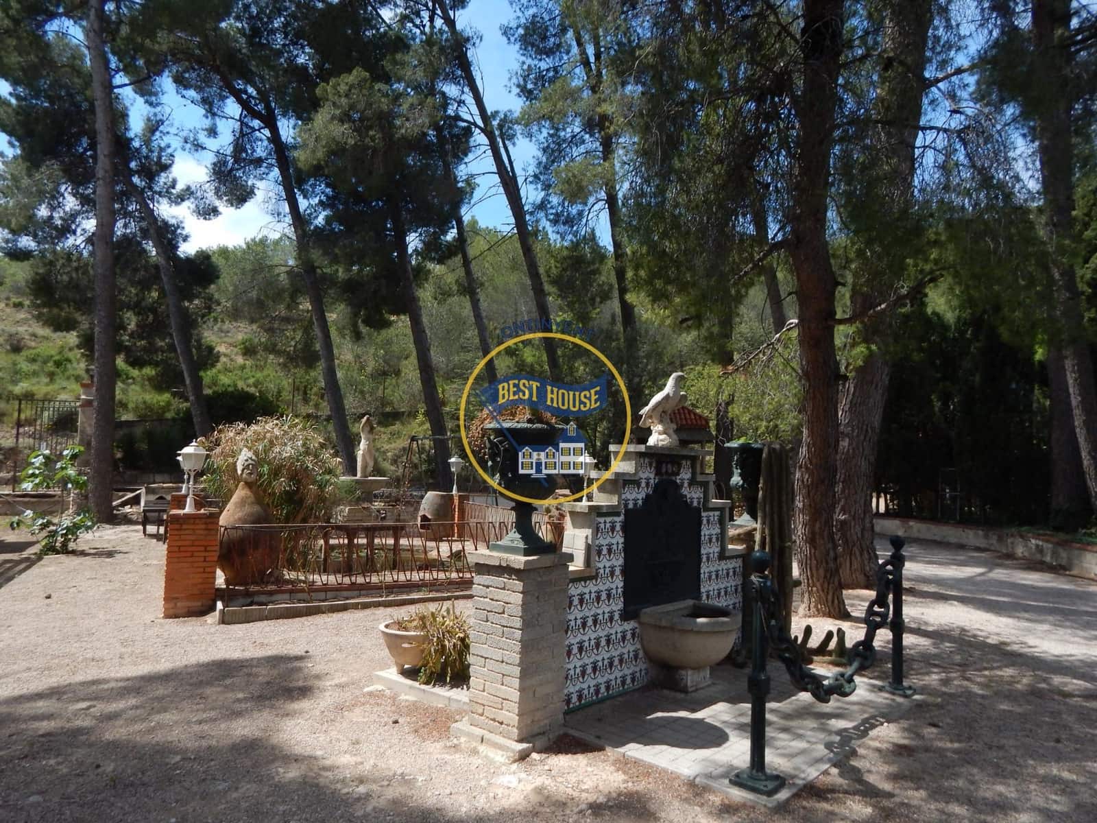 7 bedroom Villa for sale in Cocentaina with pool garage - € 950,000 (Ref: 9017321)