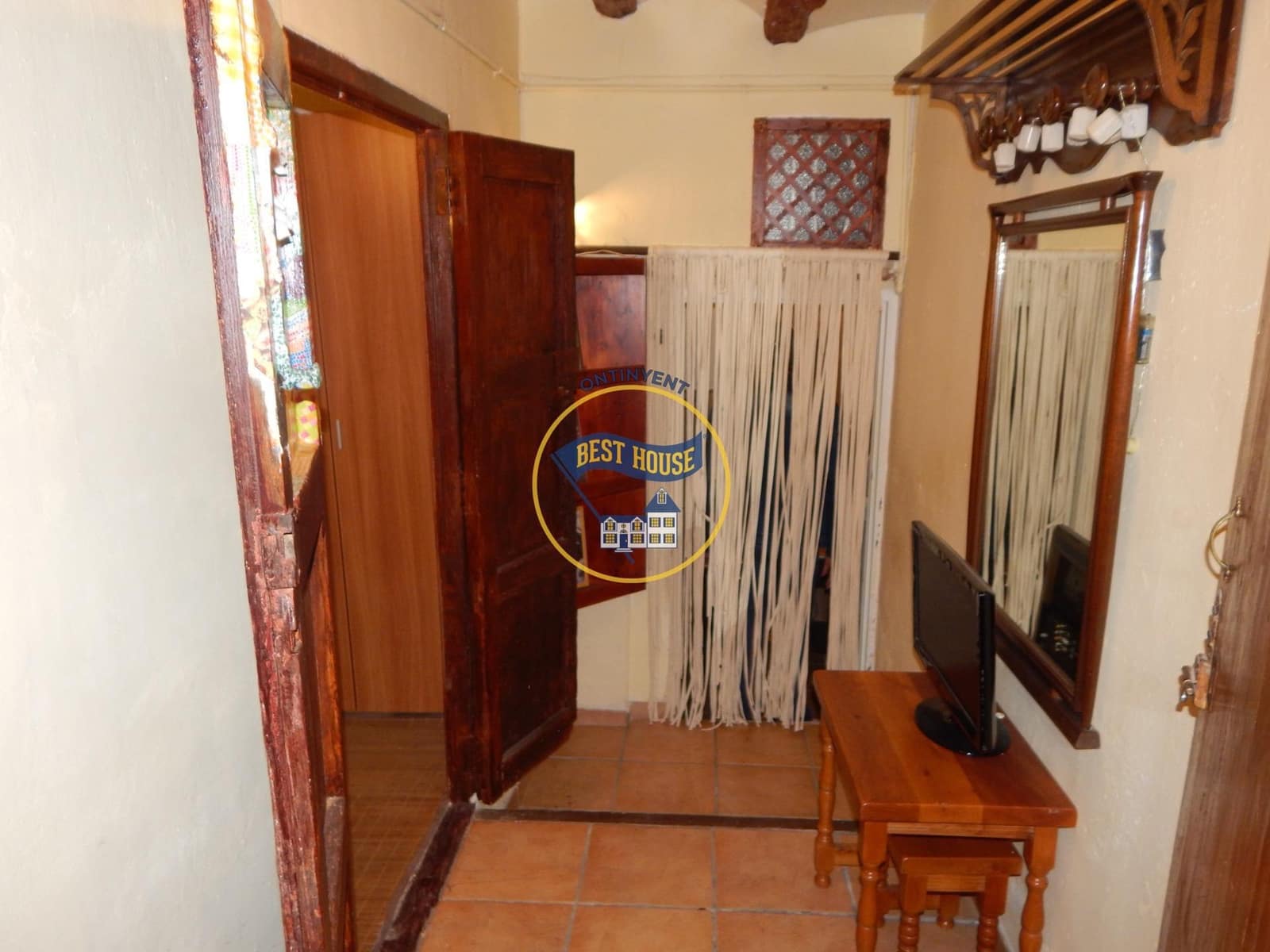 7 bedroom Villa for sale in Cocentaina with pool garage - € 950,000 (Ref: 9017321)