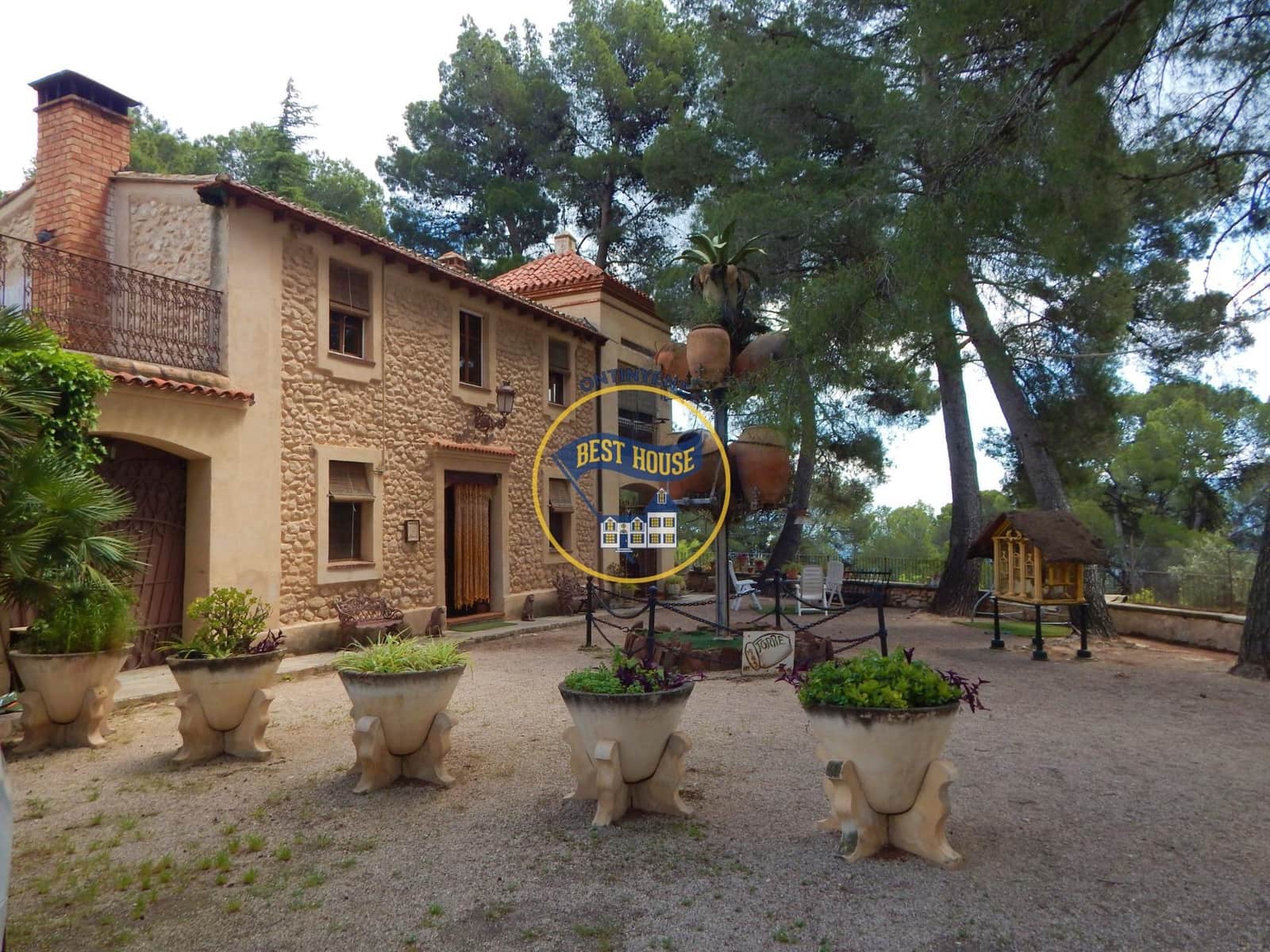 7 bedroom Villa for sale in Cocentaina with pool garage - € 950,000 (Ref: 9017321)