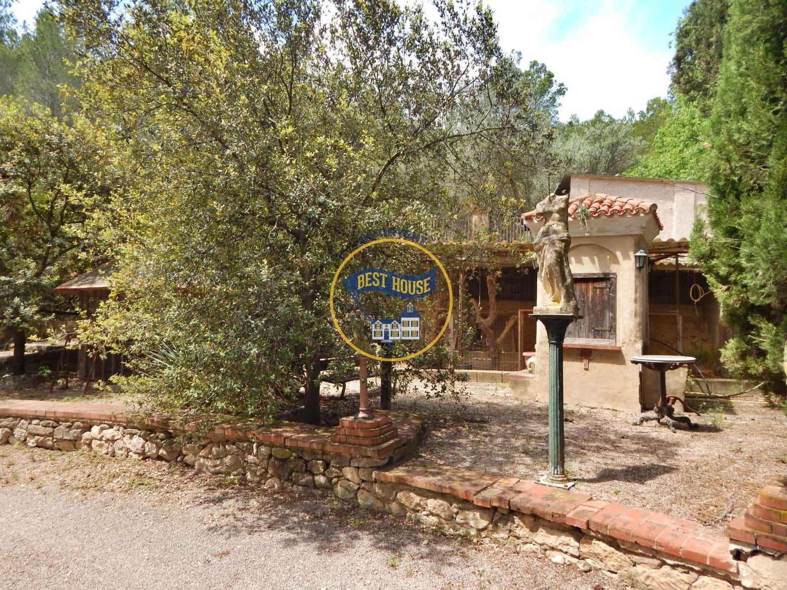 7 bedroom Villa for sale in Cocentaina with pool garage - € 950,000 (Ref: 9017321)