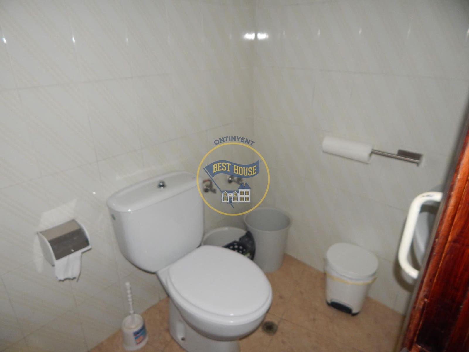 Komercyjne na sprzedaż w Ontinyent - 72 000 € (Ref: 9032694)