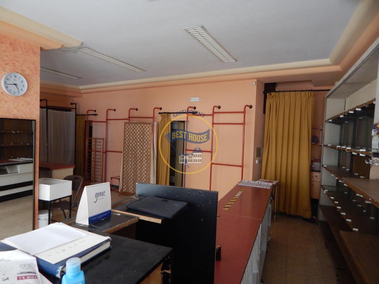 Komercyjne na sprzedaż w Ontinyent - 72 000 € (Ref: 9032694)