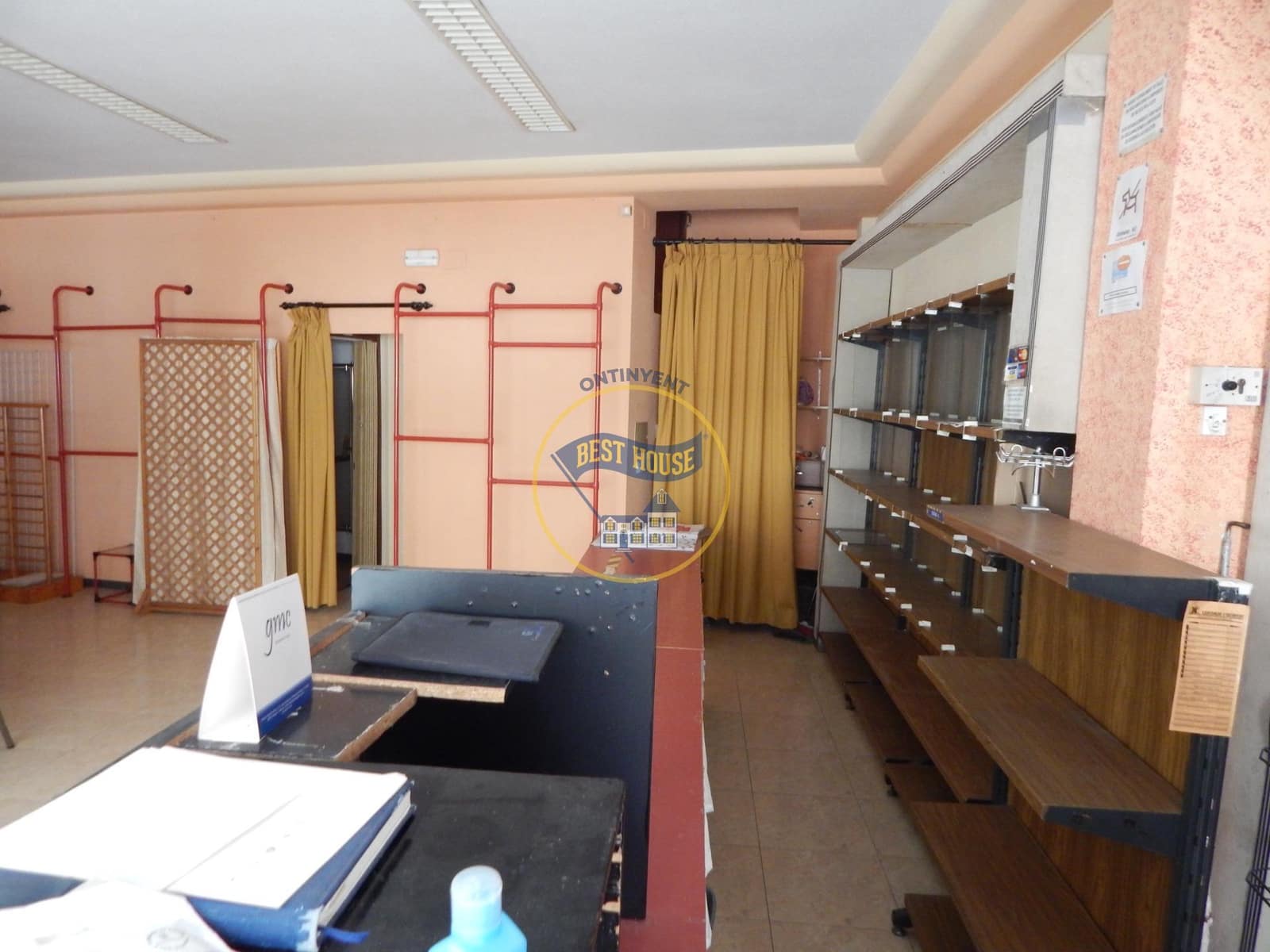 Komercyjne na sprzedaż w Ontinyent - 72 000 € (Ref: 9032694)