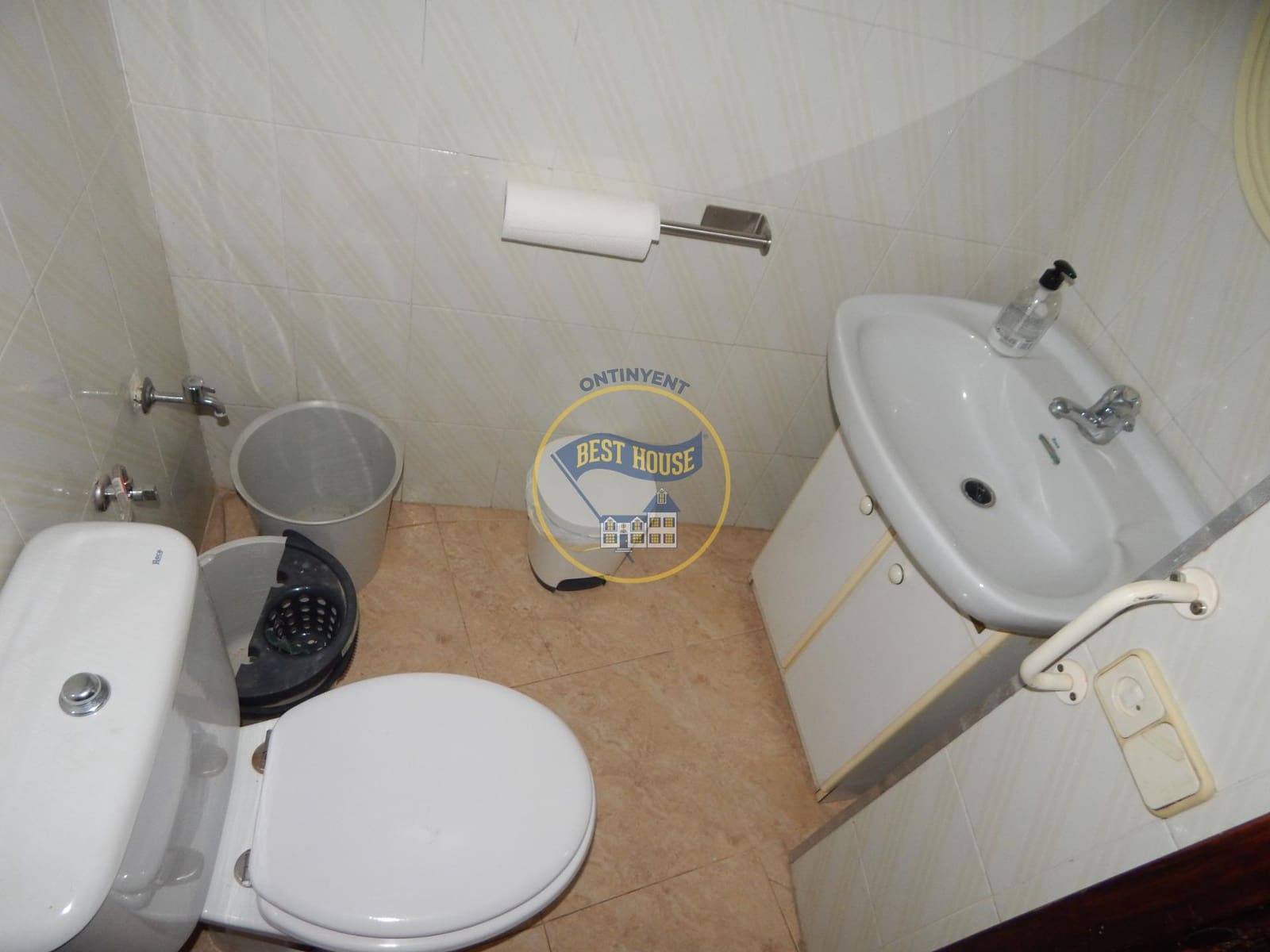 Komercyjne na sprzedaż w Ontinyent - 72 000 € (Ref: 9032694)