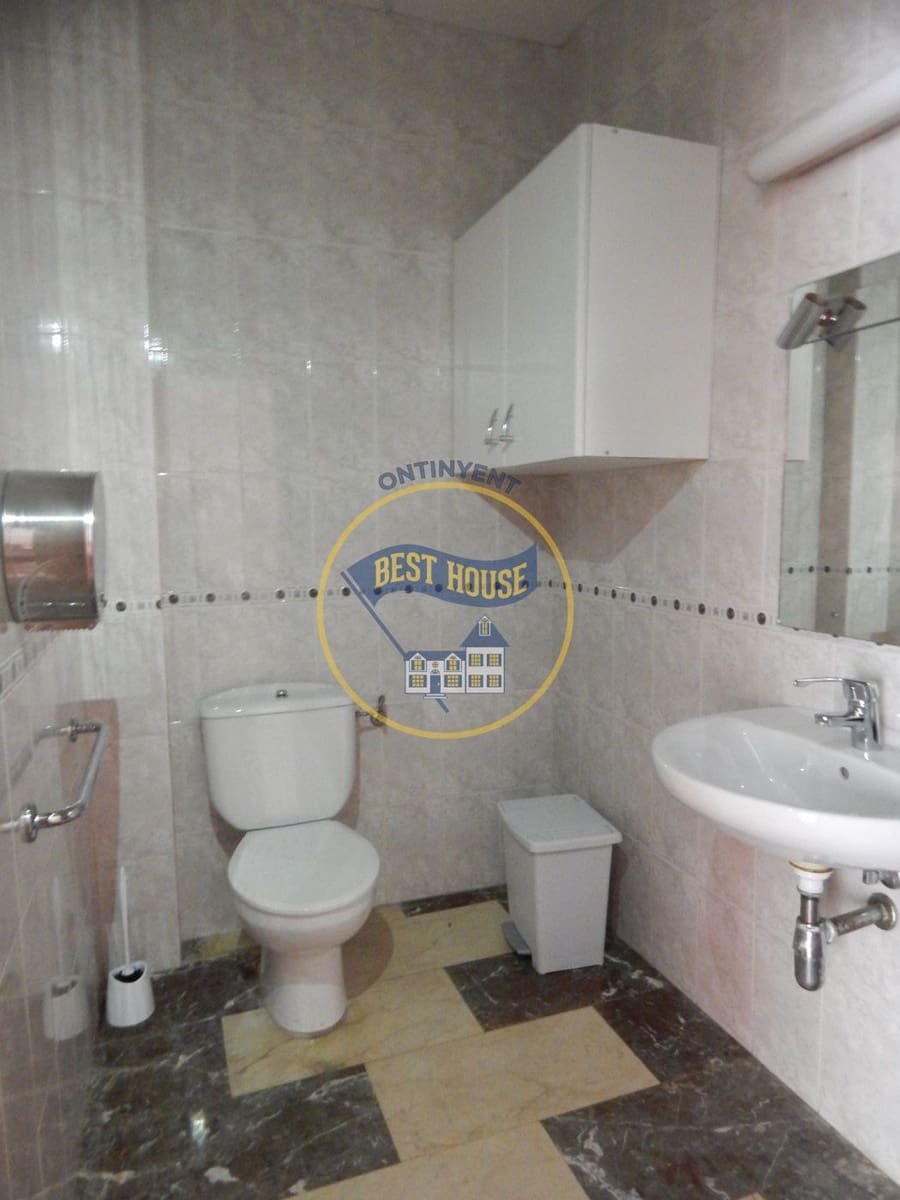 Commercial for rent in Ontinyent - € 350 (Ref: 9034753)